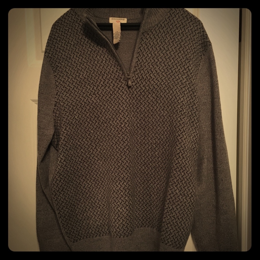 Men’s Dockers sweater